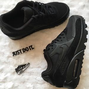 *NEW* Air Max 90
